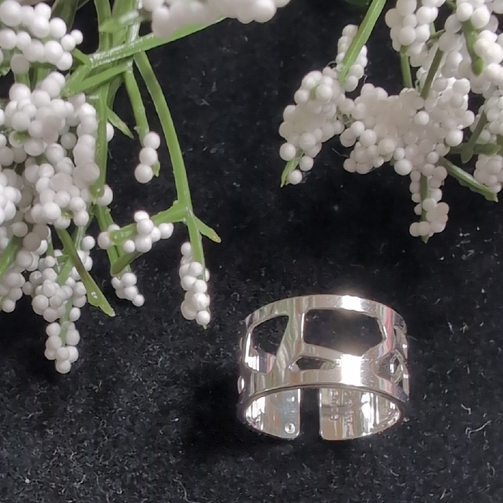 Les Georgettes by Altesse Silver Giraffe Ring 9.5